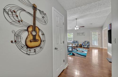 Kedron Casa | Cozy and Spacious Spring Hill 3BR 2bath Home