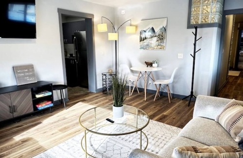 Twin Falls Casa | Cozy and Stylish in Central City