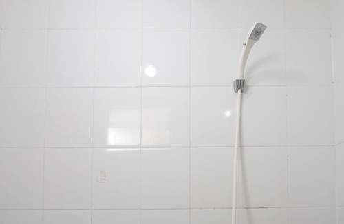 Jatinegara Apartamento | Cozy And Tidy Studio At Bassura City Apartment