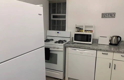 Edgewater Apartamento | Cozy Andersonville Unit