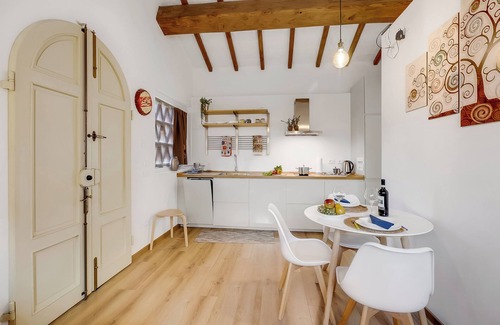 Pian di Sco Apartamento | Cozy Apt inTypical Hayloft with Garden, Castelfranco Piandisco, Italy