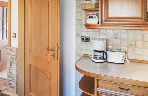 Densberg Apartamento | Acogedor apartamento en Jesberg -.