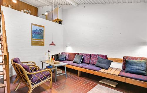 Sandvig Apartamento | Cozy Apartment In Allinge With Kitchen