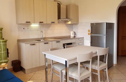 Vigo di Fassa Apartamento | Acogedor apartamento con vistas a las montañas de los Dolomitas, wifi gratis y estacionamiento privado