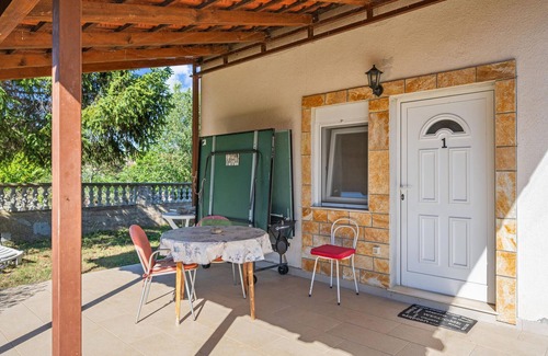 Gradina Apartamento | Acogedor apartamento en Lozovac con.