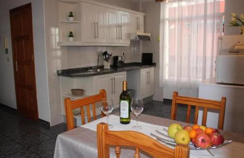 Puerto Naos Apartamento | Cozy apartment in Puerto de Naos 45 m² mountain view