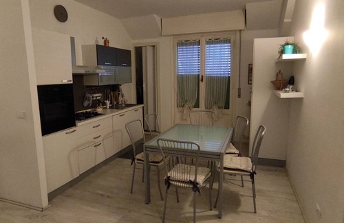 Sori Apartamento | Golfo Paradiso: apartamento Sori en el centro a 50 metros del mar con ascensor