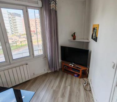 14th Arrondissement Apartamento | Cozy Apartment Montrouge Paris