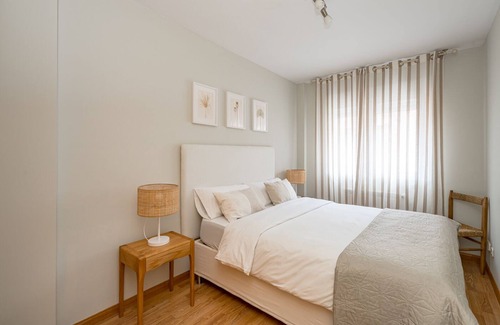Ciudad Jardin Apartamento | Cozy apartment next to Santiago Bernabeu Stadium