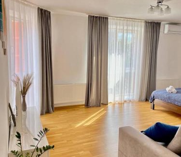 Ternopil Apartamento | Cozy apartment next to the park