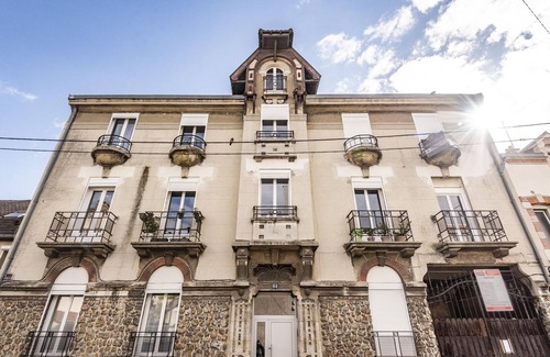 Reims Apartamento | ¡Acogedor apartamento renovado a menos de 10 minutos a pie de la estación!