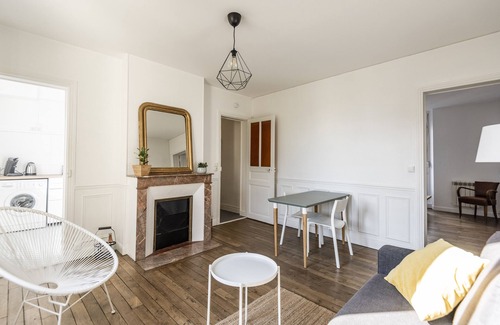 Reims Apartamento | ¡Acogedor apartamento renovado a menos de 10 minutos a pie de la estación!