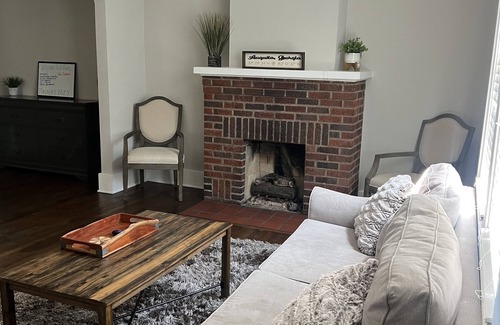 Augusta Cabaña | Cozy Augusta Two Bedroom Cottage