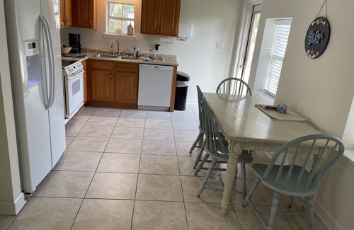 Ono Island Casa | Cozy beach house great for kids - Boat trailer parking available
