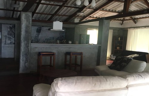 Isla Grande Casa | Acogedora casa de playa ubicada en Isla Grande, Colón
