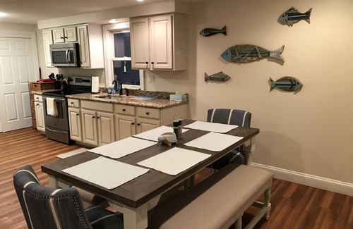 Manasquan Casa | Cozy Beach House! Rare find only 3 blocks to beautiful Manasquan beach -