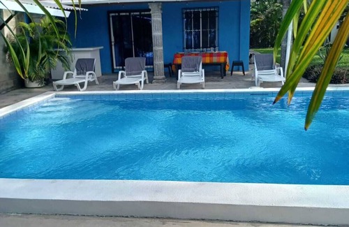 San Luis Talpa Casa | Cozy Beach House in front of the ocean with a private outdoor pool!
