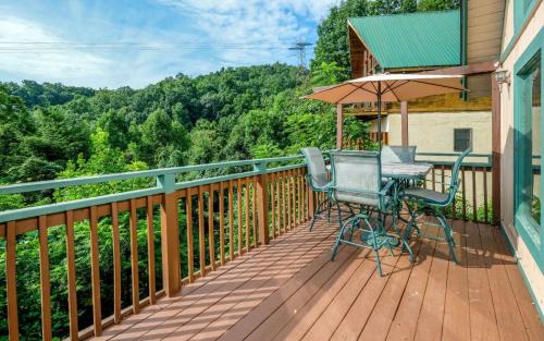 Chalet Village Villa | Cozy Bear 856