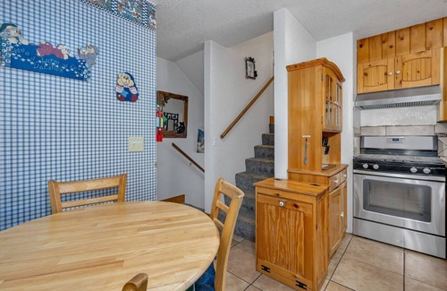 Yosemite West Cabina | Cozy Bear North Quaint and Warm 2bd in Yosemite!
