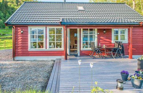 Florø Casa | Alojamiento de 3 habitaciones en Naustdal