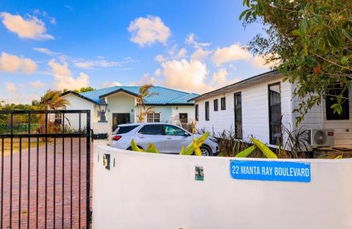 Ladyville Casa | Cozy Bed and Breakfast Studio Ladyville Airport BELIZE CITY