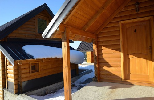 Montenegro Casa | Cozy Berane Stay in Ski Area with On-Site Restaurant - Comfort Cottage