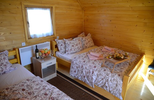 Montenegro Casa | Cozy Berane Stay in Ski Area with On-Site Restaurant - Comfort Cottage