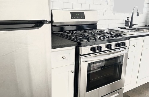 Washington Park Casa | Cozy Big Blue getaway near downtown Atlanta