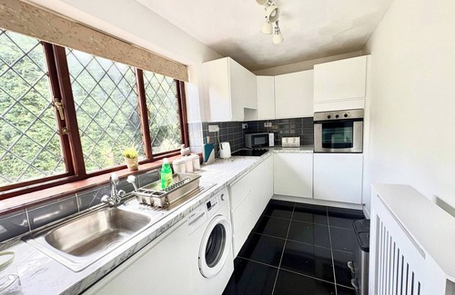 Blackwood Casa | Cozy Blackwood Getaway - Peaceful Countryside Escape