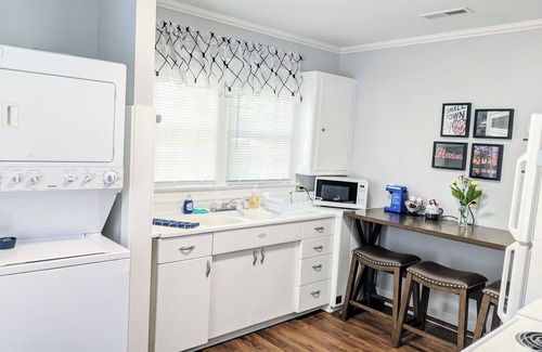 Hartsville Cabaña | Cozy Blue Cottage 2BR/1BA