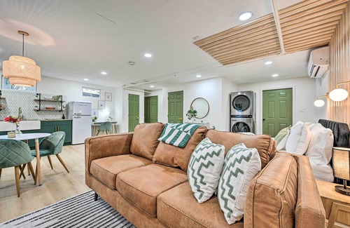 Limona Improvement Apartamento | Cozy Brandon Guest Studio w/ Pool & Hot Tub!