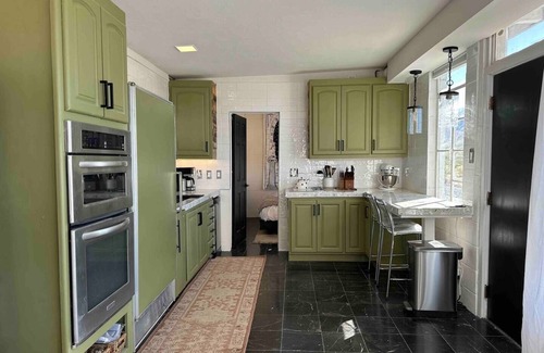 Landers Cabina | Cozy brick cabin getaway Johnson Valley on 5 acres