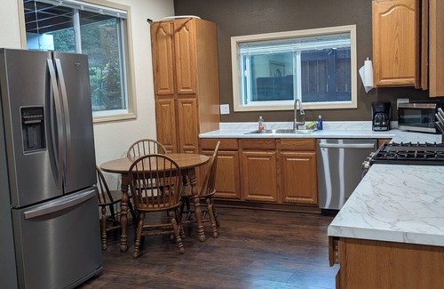 Lewiston Casa | Cozy Buckhorn Summit Shanty Guest house.