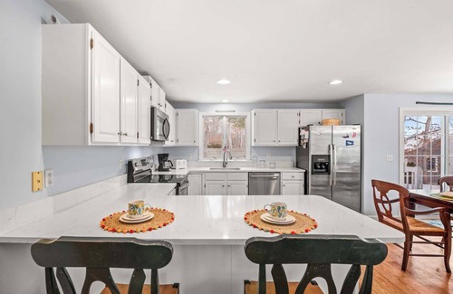 Northwest Harwich Casa | Cozy Bungalow Close to Downtown!