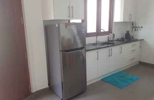 Seeduwa - Katunayake Casa | Cozy bungalow fully furnished with 1 bedroom and WiFi, AC in lovely Seeduwa
