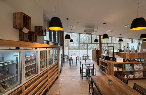 Maubray Casa | Acogedor bungalow con piscina