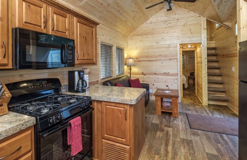 Carmel Cabina | Cozy Cabin 7 - Mission Trail