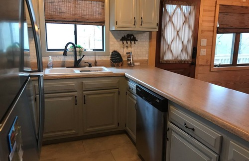 Lake Lure Casa | Cabaña acogedora, Gran vista, Acceso al lago, Sala de juegos, Porche envolvente