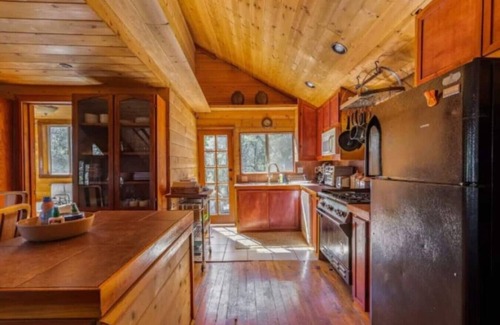 Pauma Valley Casa | Cozy Cabin | Hot Tub | Sauna | Fireplace