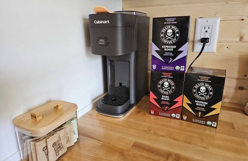 Hamilton Cabina | Cozy cabin in a quiet neighborhood near downtown Hamilton