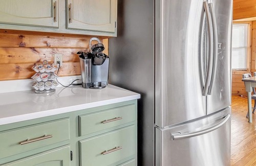 Midway Cabina | Cozy cabin in the heart of horse country