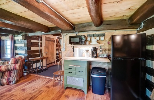 Dola Cabina | Cozy Cabin on the Farm