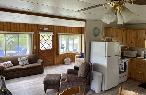 Alger Casa | Cozy Cabin Setting - Secord Lake (kayaking) - ORV Trails & Golf Courses nearby