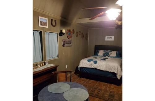 Luna County Otro | Cozy Cabin w/ Spectacular Sunsets & Amazing Views