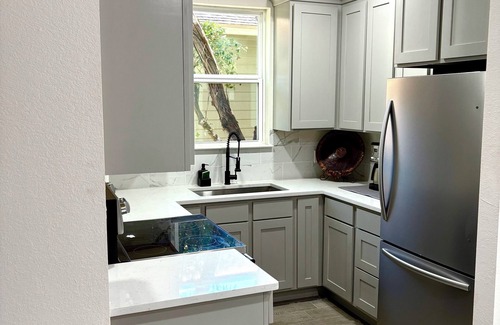 San Antonio Apartamento | Cozy Casita in charming San Antonio Close to sea world- downtown-fiesta Texas