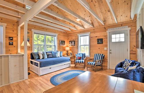 Cedarville Casa | Cozy Cedarville Cottage - Walk to Lake Huron!