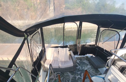 Old Montreal Alquiler De Eote | Cozy chalet boat in the heart of Montreal