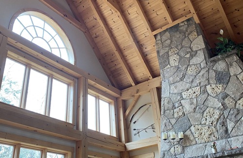 Craigleith Chalet De Esquí | Cozy Chalet/Cottage - Ravine Lot with Hot Tub - Sleeps 8