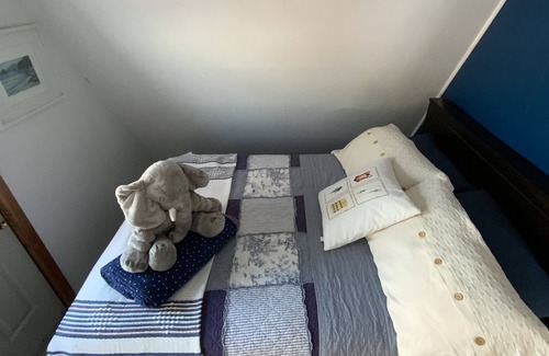 Val-Brillant Chalet De Esquí | Cozy chalet on the lake, 9 km from Val d’Irene ski station.