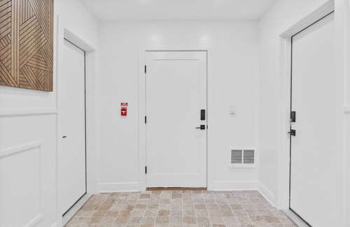 Wynnefield Apartamento | Cozy Comfortable and Quiet Queen Suite